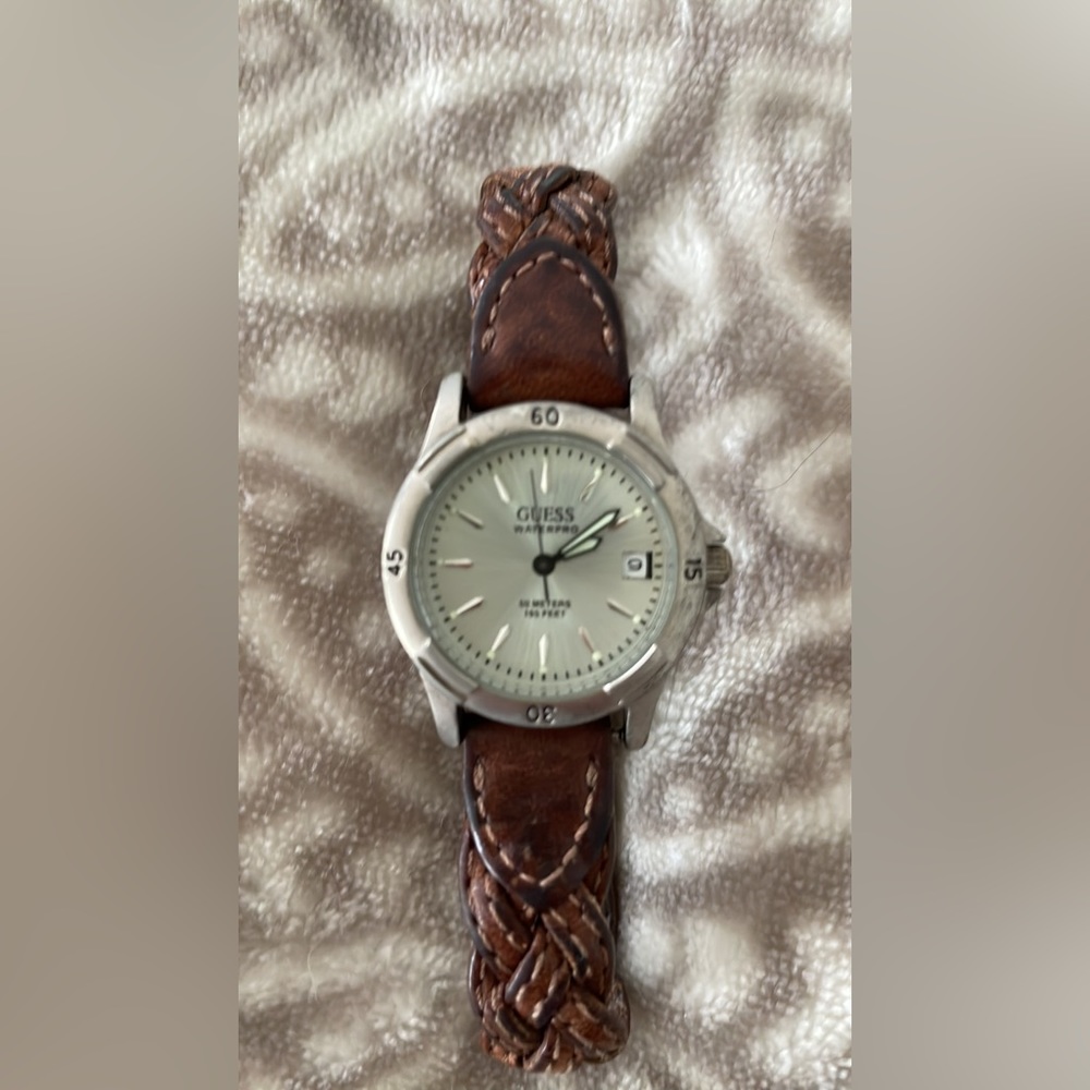 Vintage ladies Guess Waterpro Watch